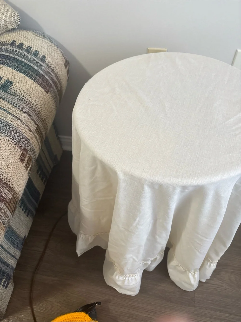 Vintage Cream Round Tablecloth